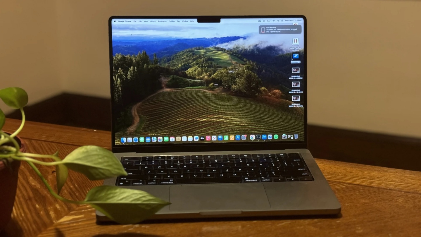 MacBook Pro M3 Desain